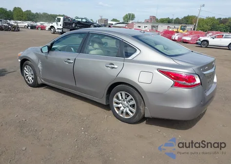2015 Nissan Altima 2.5 S из США, поврежденный, VIN 1N4AL3AP9FC153983
